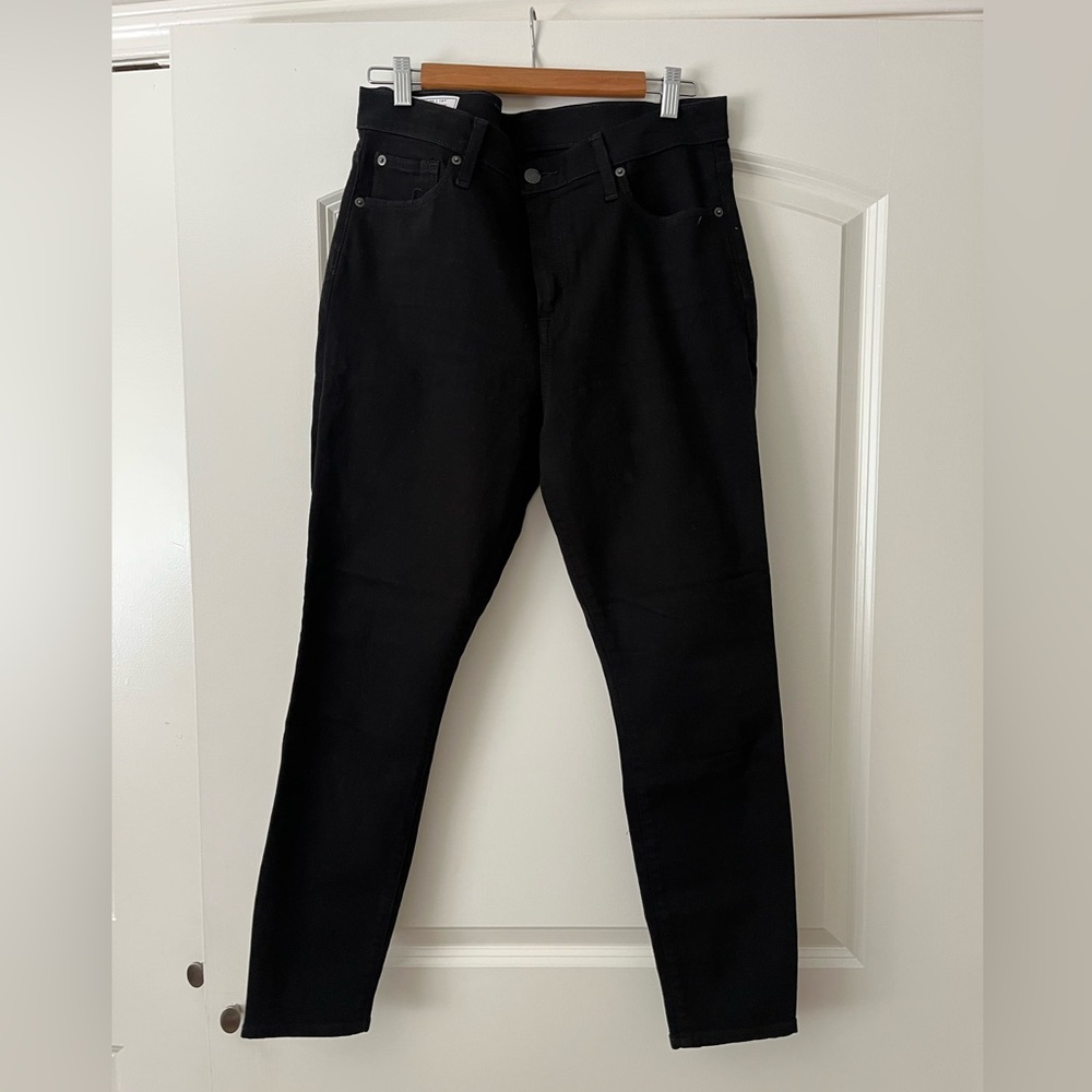 GAP High Rise True Skinny in black
